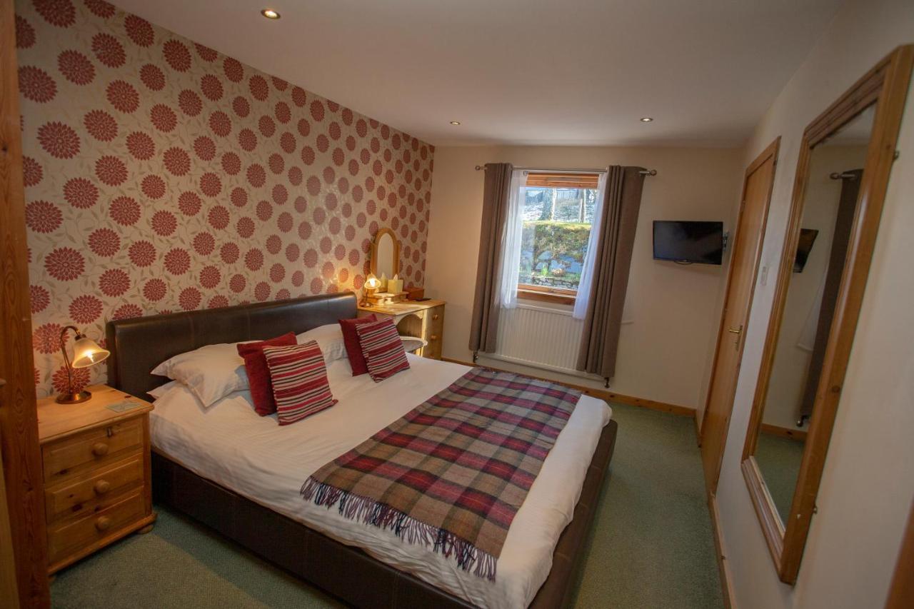 Old Pines Hotel And Restaurant Spean Bridge Bagian luar foto