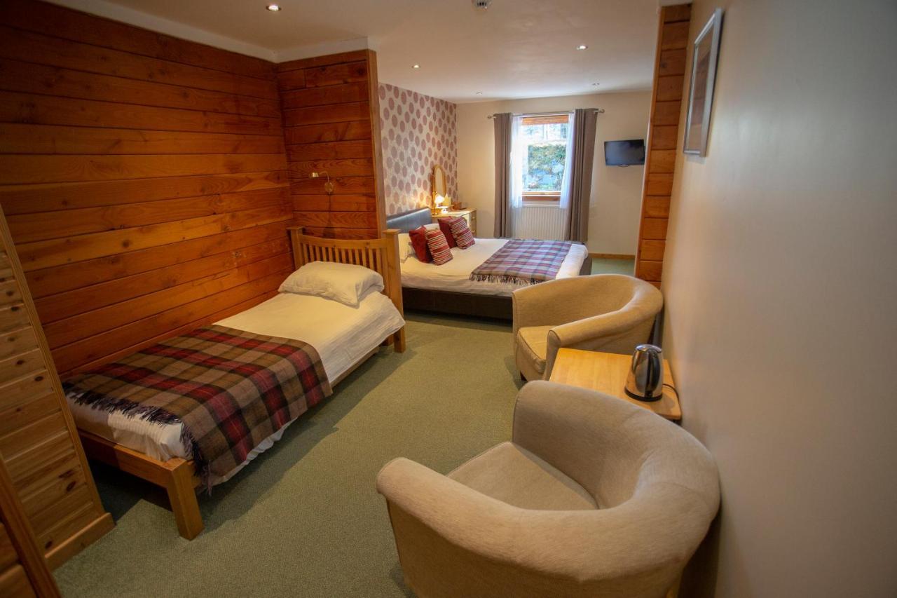 Old Pines Hotel And Restaurant Spean Bridge Bagian luar foto
