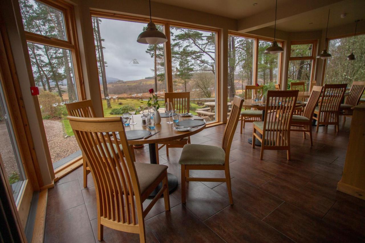Old Pines Hotel And Restaurant Spean Bridge Bagian luar foto