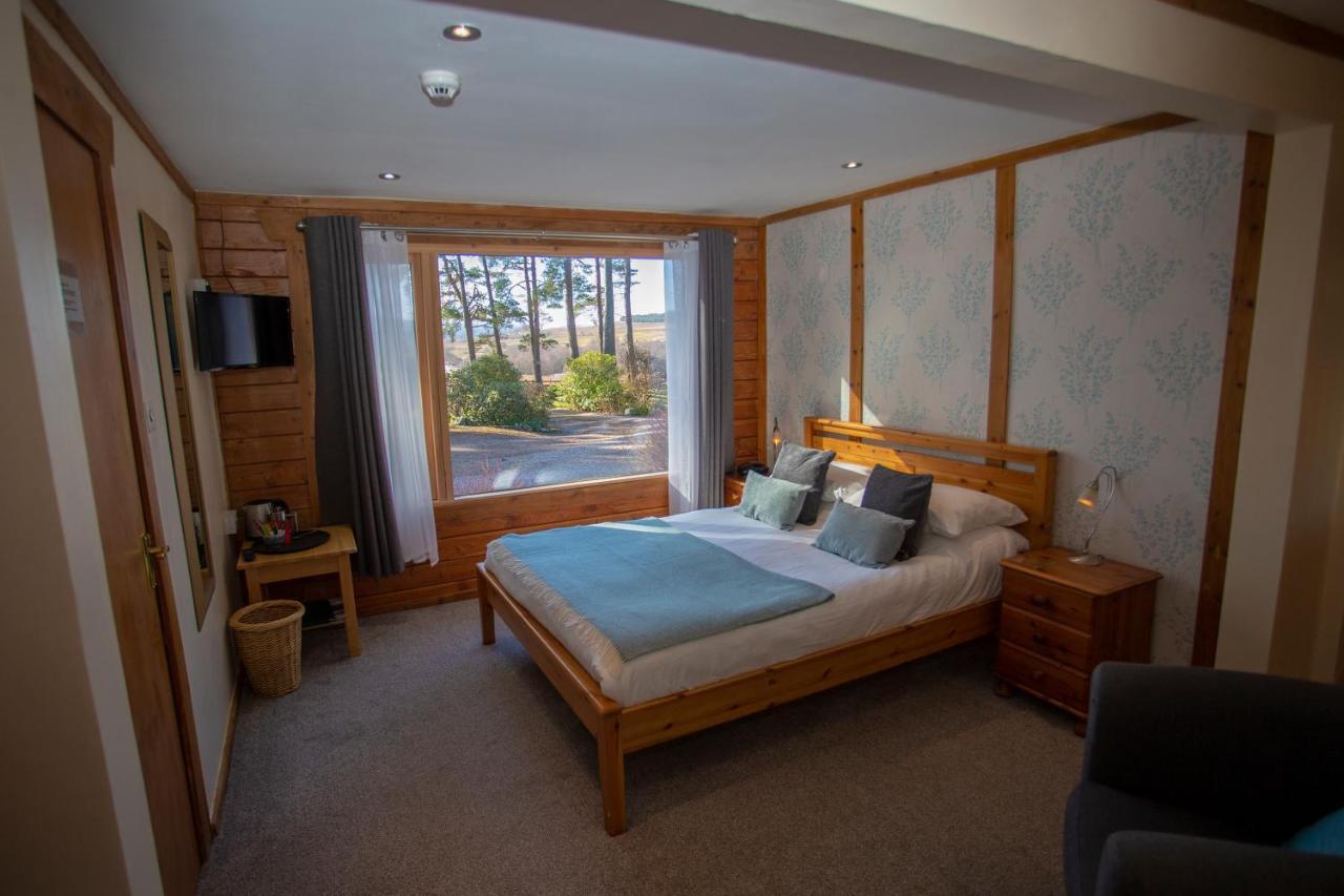Old Pines Hotel And Restaurant Spean Bridge Bagian luar foto